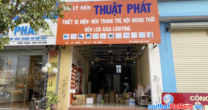 Cửa hàng đèn trang trí Thuật Phát ở Phủ Lý, Hà Nam