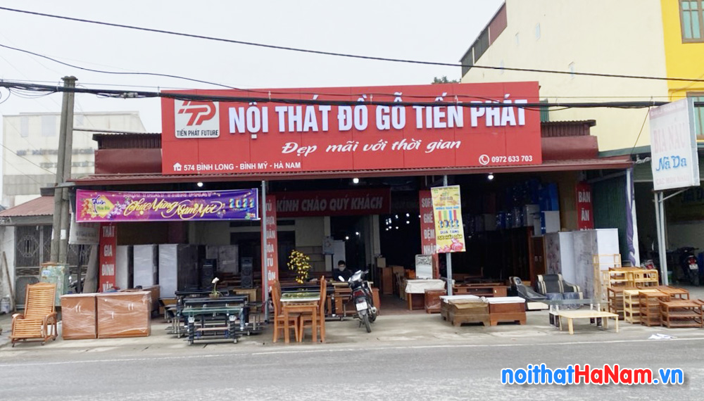 Cửa hàng nội thất đồ gỗ Tiến Phát ở Bình Lục, Hà Nam