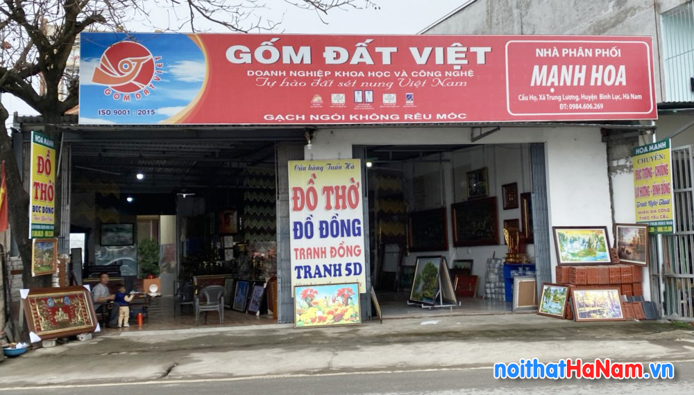 Cửa hàng tranh, đồ đồng, đồ thờ Mạnh Hoa ở Bình Lục, Hà Nam