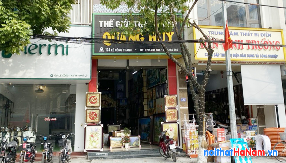 Cửa hàng tranh đẹp Quang Huy ở Phủ Lý, Hà Nam